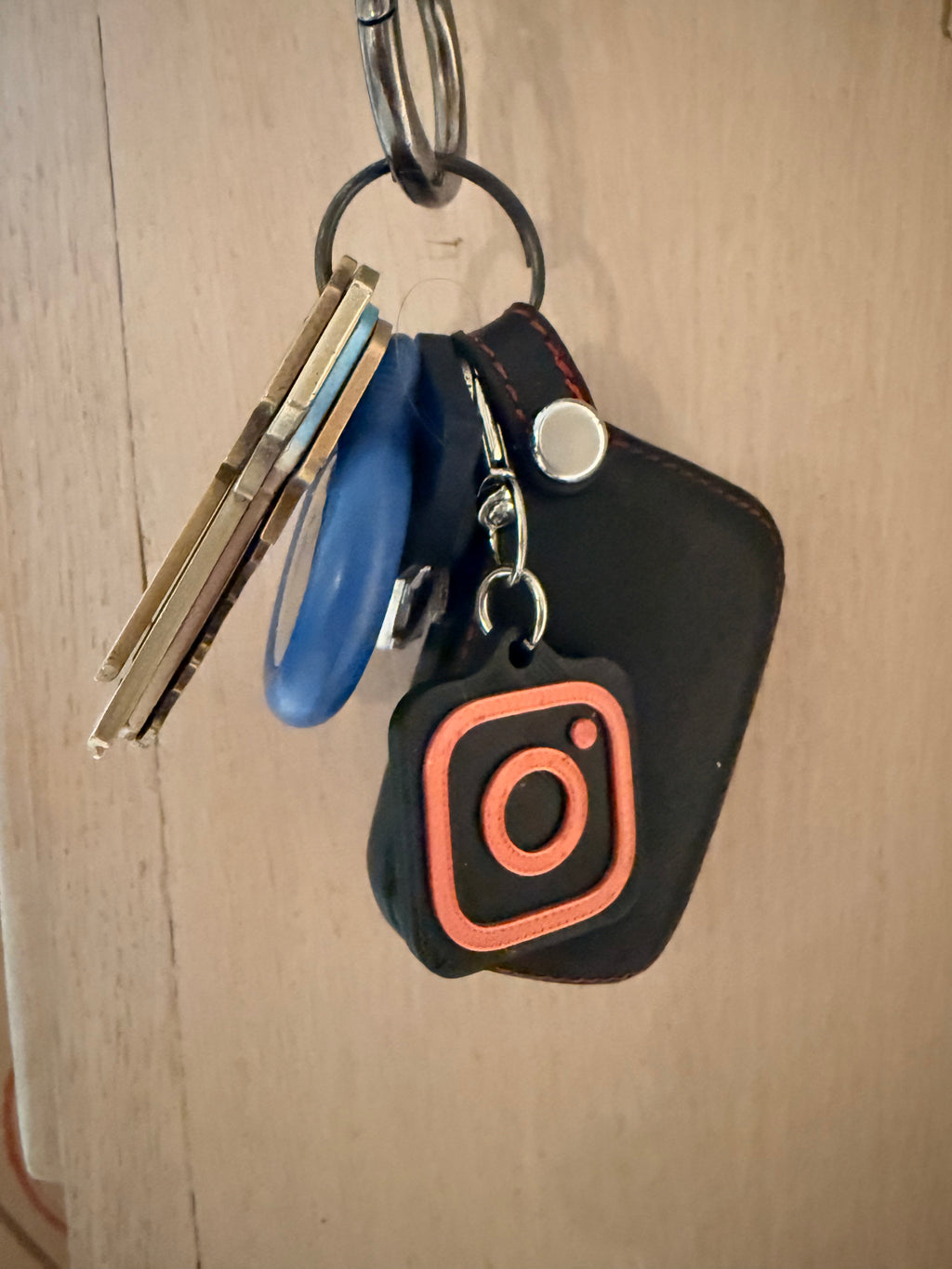 Tap to Share NFC Keychain